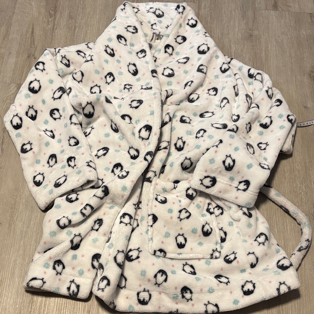 Charming Penguin Print Women's Robe
